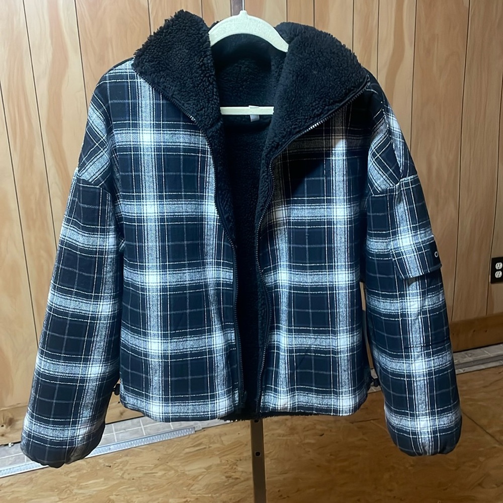 Alo Yoga reversible heritage/legacy plaid Sherpa